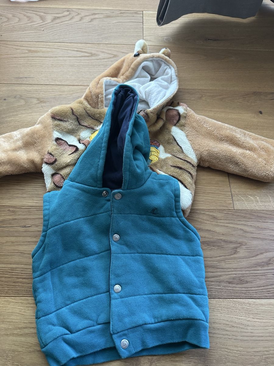 Kleiderpakete & -sets: Set Jacke 12 Monate alt  – Gebraucht aus Naters von nhu_7xwg 2