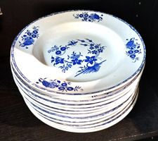 BOCH Frères , La Louvière - 12 anciennes assiettes creuses