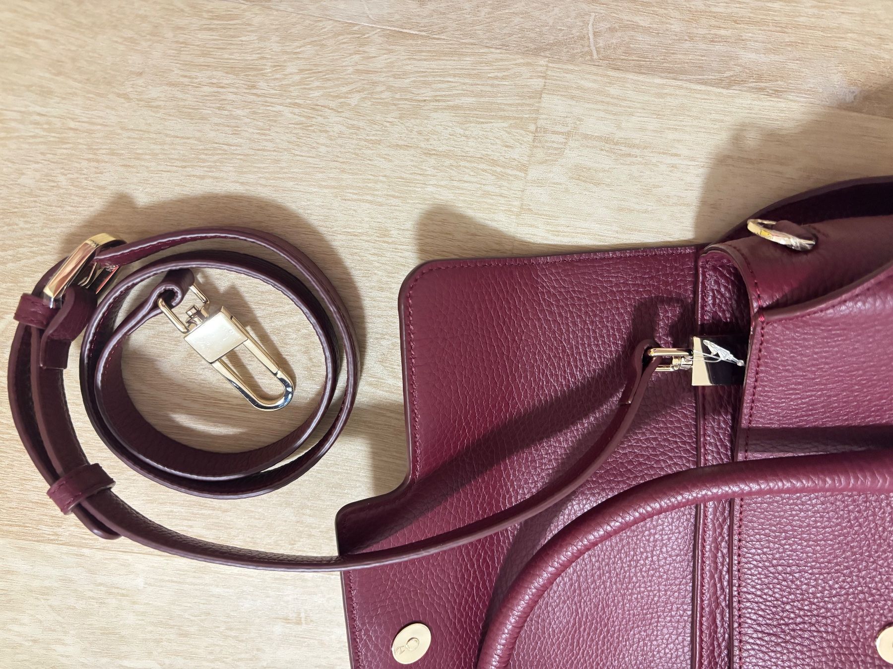 Aigner Borse da donna: Aigner Tasche Neu! – Nuovo e nell'imballaggio originale da Losone venduto da Tilly-nb7t 8