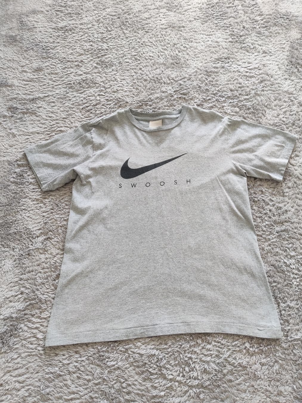 Nike T-Shirts: Nike T Shirt vintage – Gebraucht aus Pieterlen von Saemelili