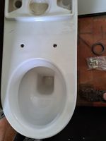 Boden WC "Laufen" zu Aufsatzspühlkasten.