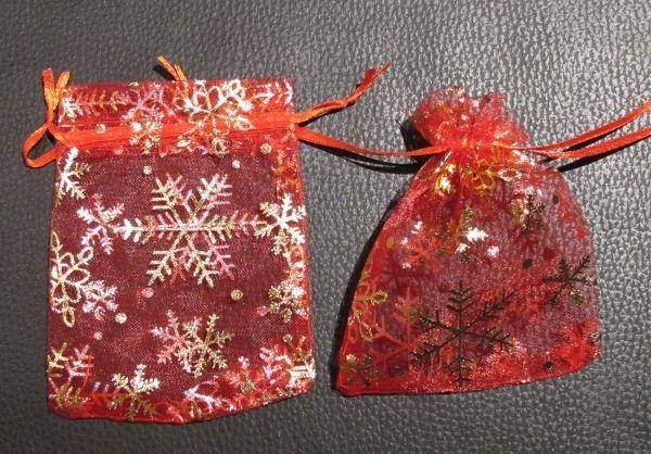 Sonstiges zum Basteln & Handarbeiten: Organza Säckchen Säckli Schmuckbeutel – Neu und originalverpackt aus Schwanden GL von UHRKNALL