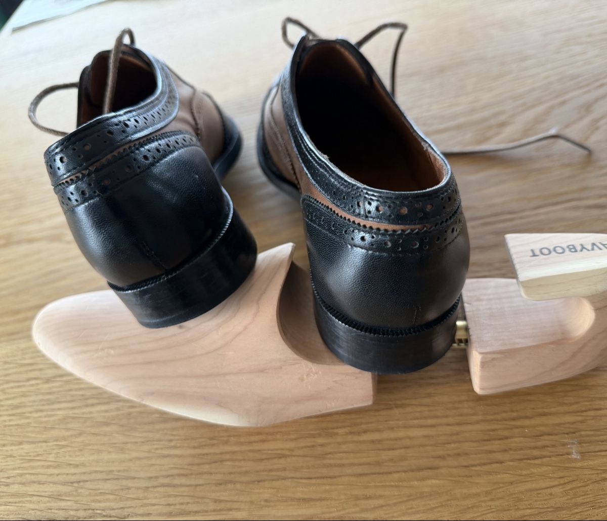 Scarpe da uomo: Klassischer Dandy Schuh aus Leder – Usato da Wettswil venduto da Elsol 2
