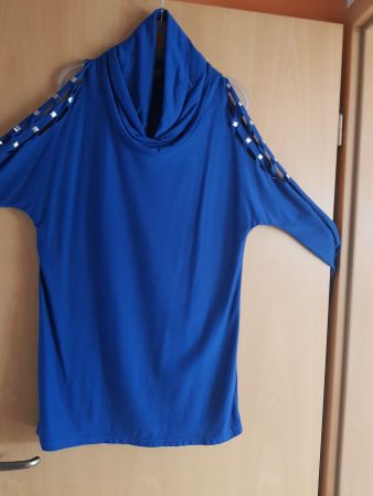 LONGSHIRT