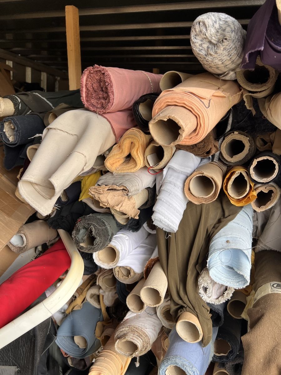 Tessuti: Diverse Stoffrollen – Usato da Worb venduto da Duduli75