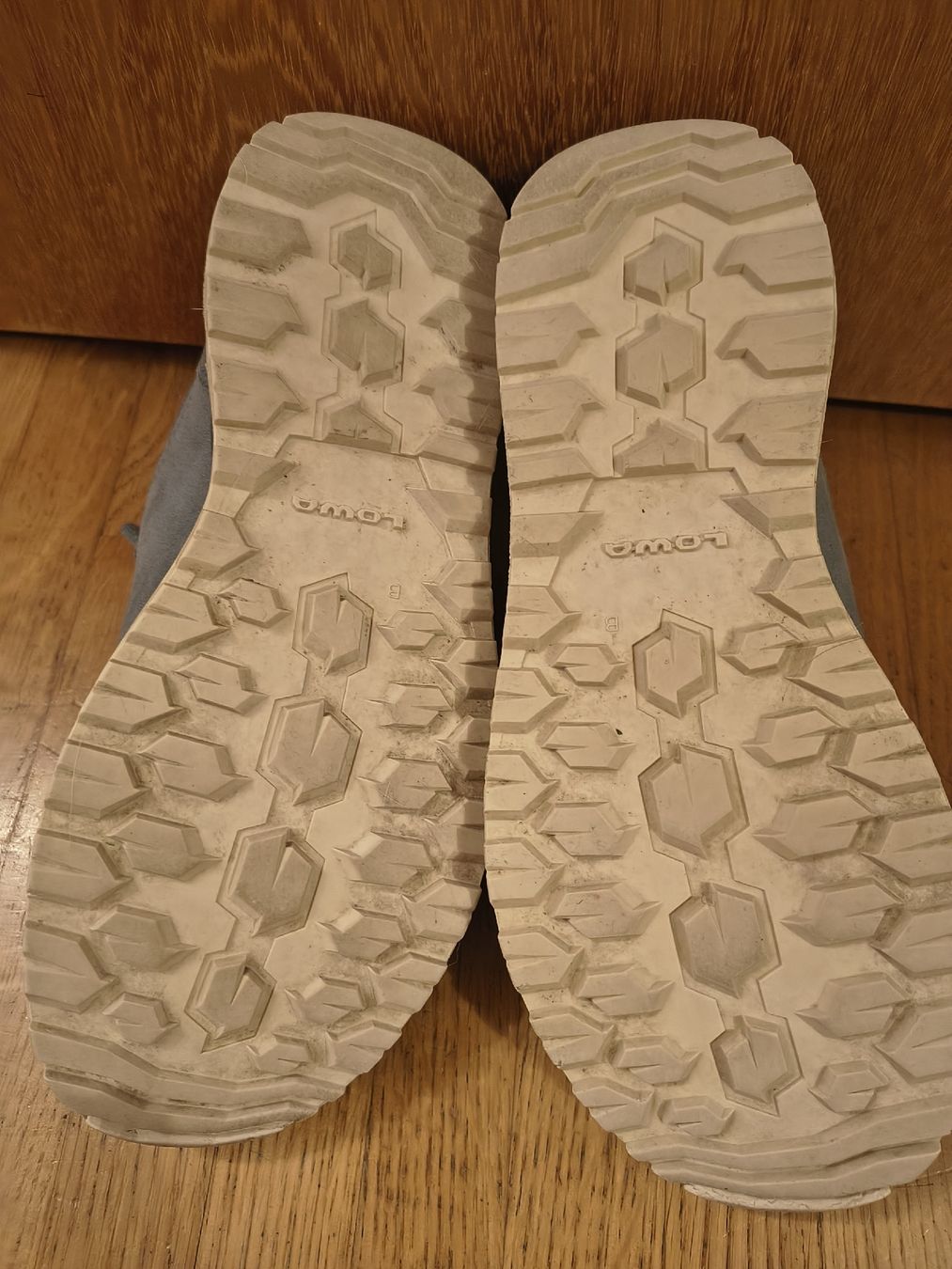 Lowa Scarpe da donna: Lowa Freizeitschuh Grösse 36 – Usato da Plaffeien venduto da selita 4