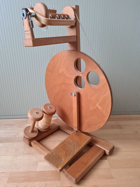 modernes-spinnrad-gebraucht-in-obernau-f-r-chf-149-nur-abholung-auf