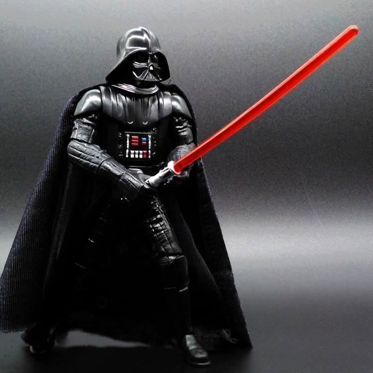 Statuette: DARTH VADER - STAR WARS - FIGUR 10cm – Nuovo e nell'imballaggio originale da Kriens venduto da swissgadget 3