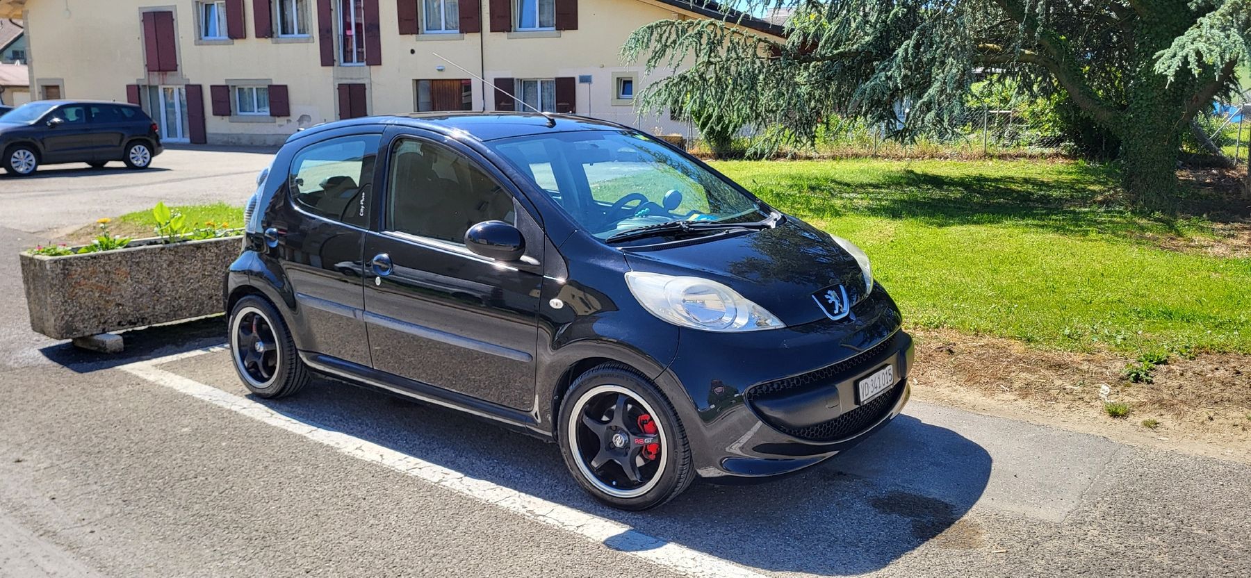 Peugeot Automobili: Peugeot 107 Expertise  – Usato da Denges venduto da inox--2