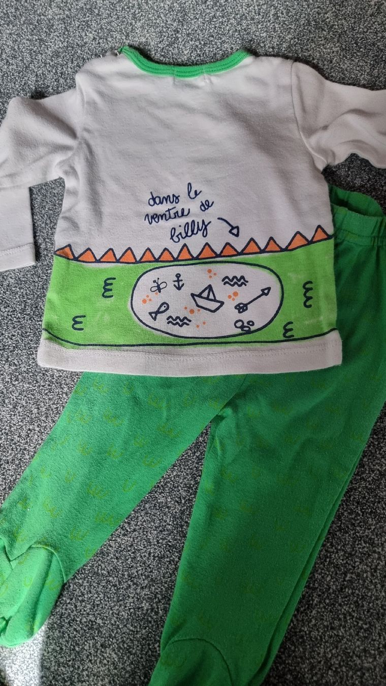 Pyjamas: Pyjama crocodile 68 – D'occasion à Les Breuleux par Mily1991 1