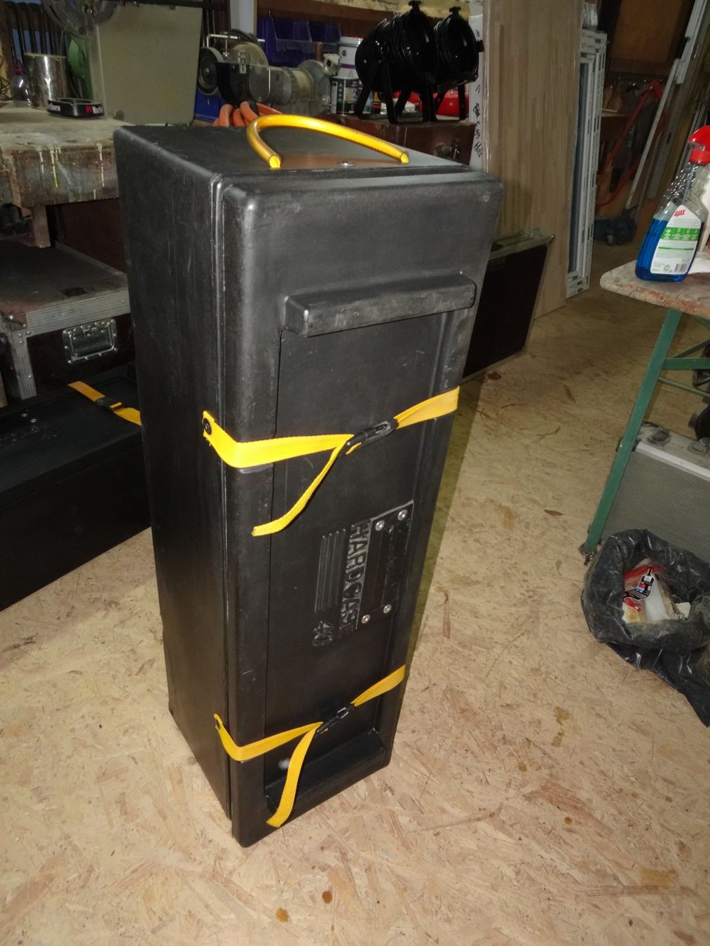 Valigie: HARDCASE 40 (mit 2 Rädern) – Usato da Hütten venduto da Technics01LT 3