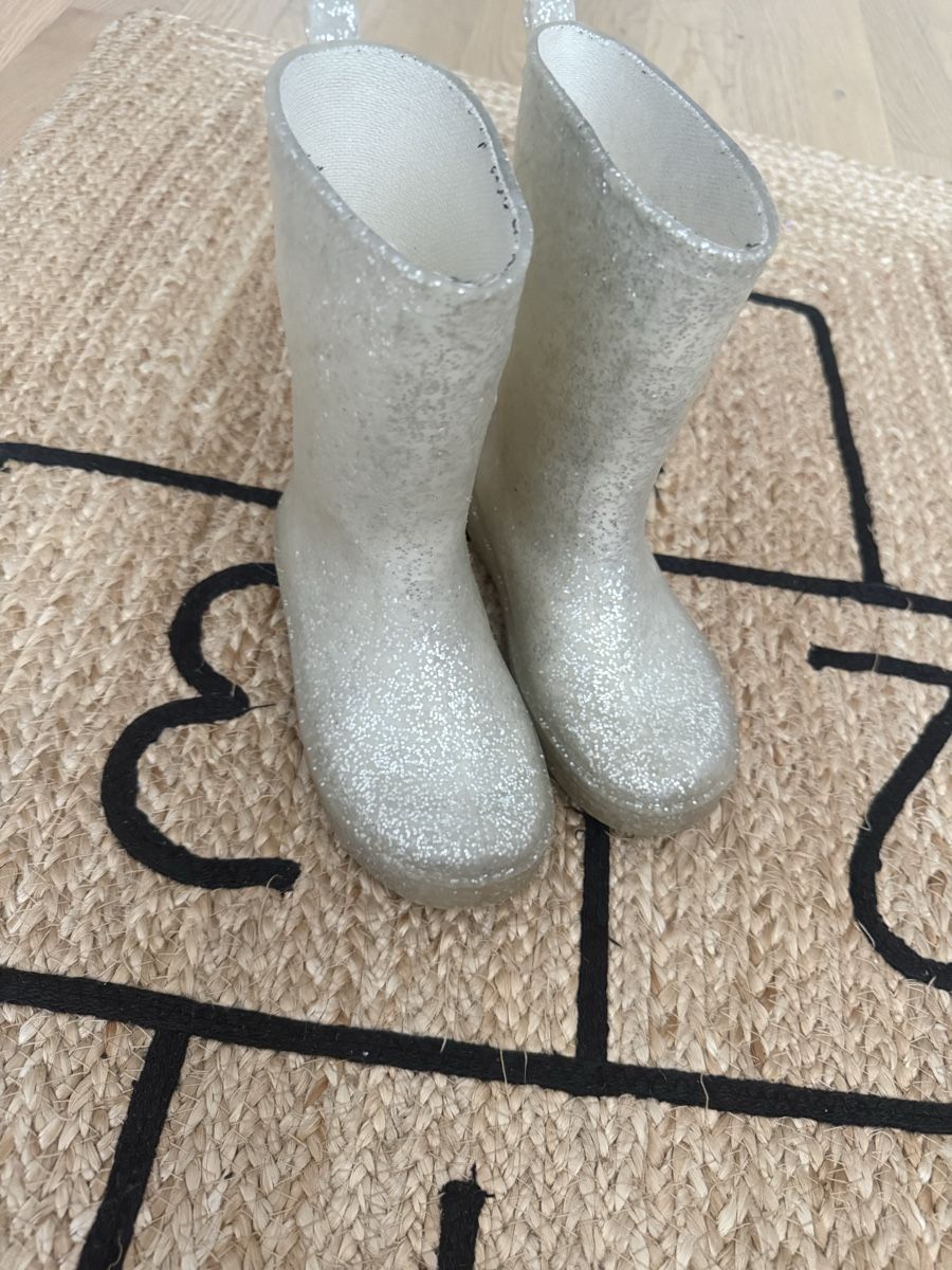Lotti & Set di vestiti: Gummistiefel gr 30 – Usato da Lufingen venduto da FilipaPCD 1