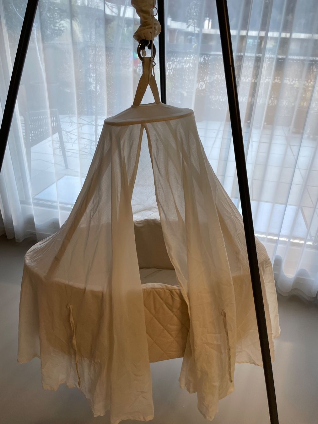 Moonboon Wippen & Schaukeln: Moonboon Federwiege – Gebraucht aus Chur von Finnish 1