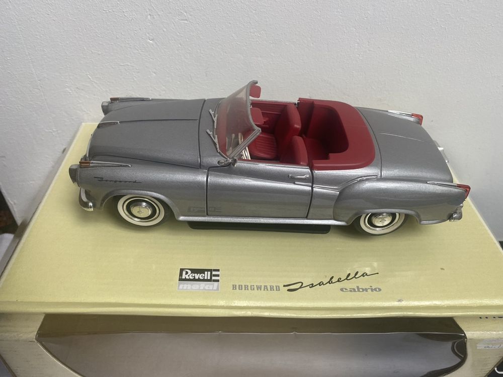 REVELL Borgward Isabella Cabrio – Maquette En Boîte échelle 1/18 (état Occasion)