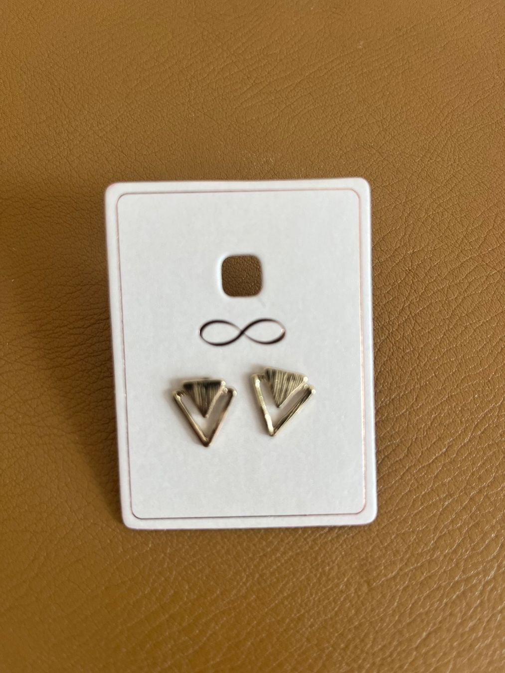 Ohrringe & -stecker: Boucles d’oreilles dorées – Neu und originalverpackt aus Neuchâtel von Ariane_vn00 1