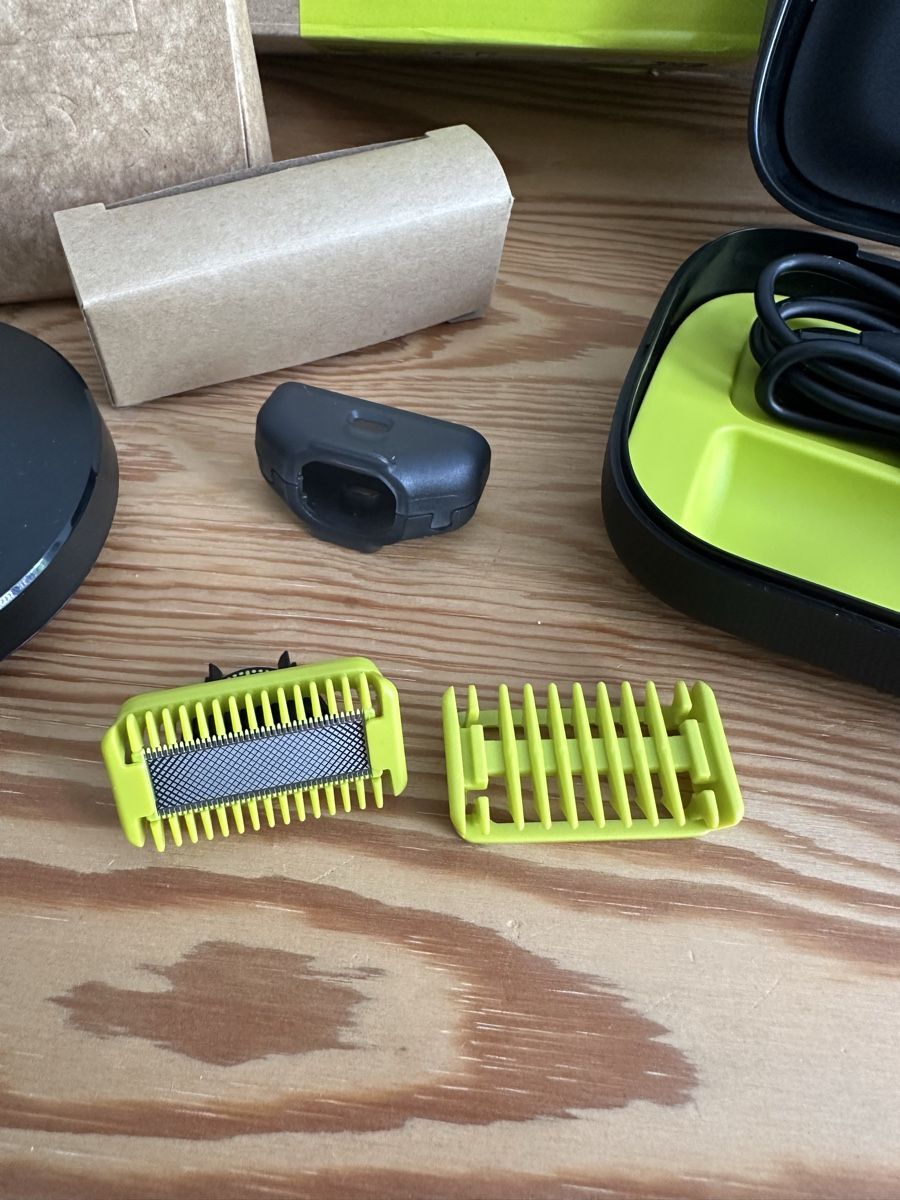 Philips Rasoi & Lamette da barba: Philips One Blade (Neu + OVP) – Nuovo (secondo la descrizione) da Koblenz venduto da Joshua_M 5