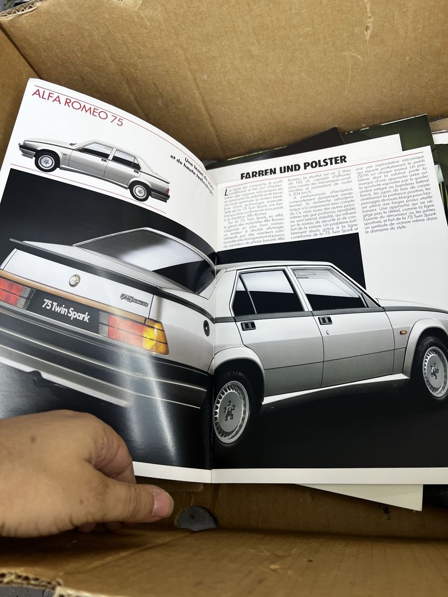 Alfa Romeo Dokumente: Originaler Alfa Romeo 75 Prospekt Deutsch – Gebraucht aus Wettingen von NickInc 1