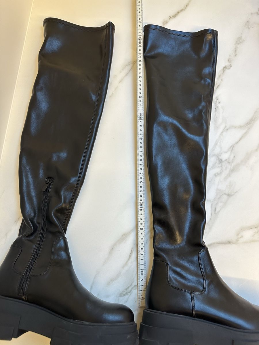 Damenschuhe: Schwarze Overknee-Stiefel, Grösse 40 – Gebraucht aus Koppigen von mrs_5gyj 4