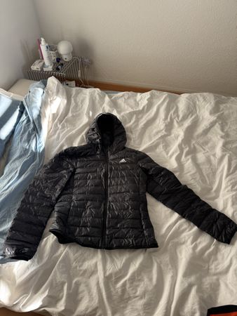 Adidas Daunenjacke