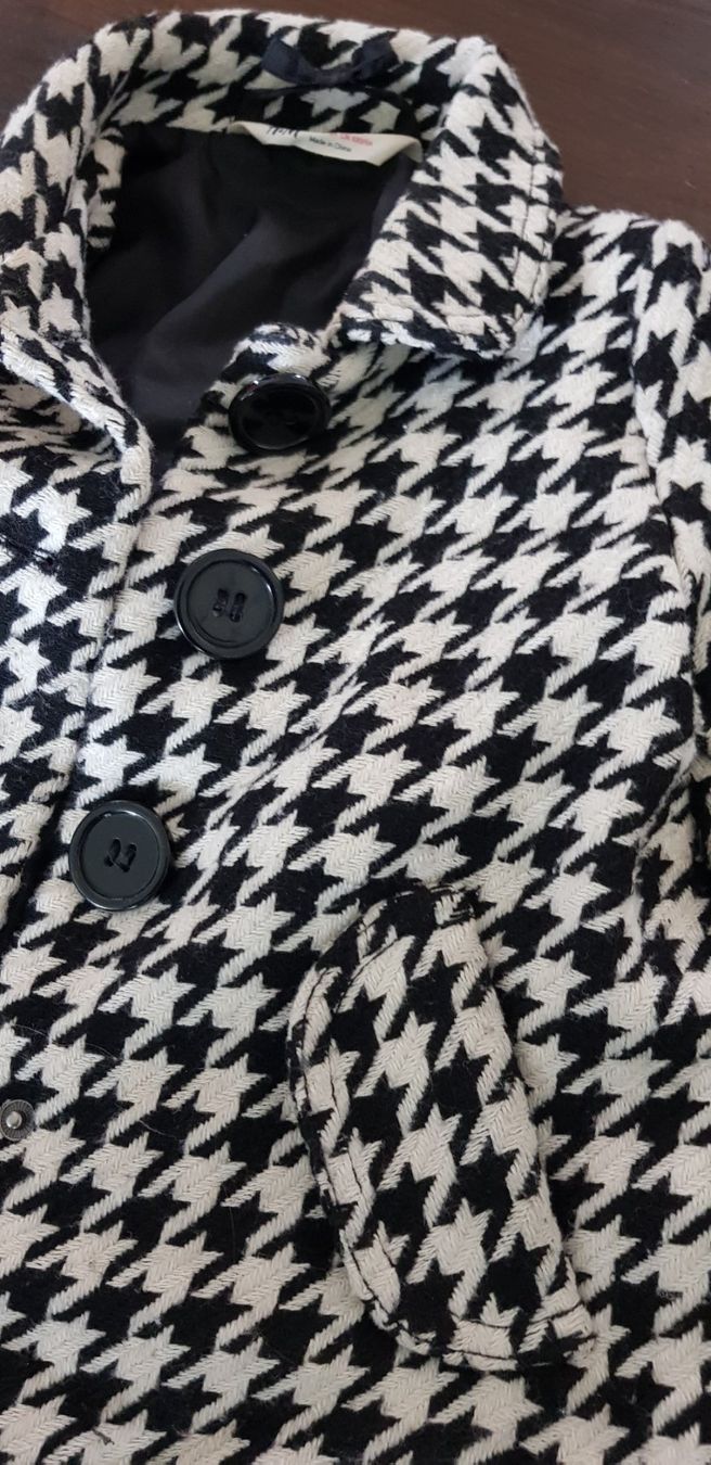 H&M Jacken & Mäntel: Kindermantel Mädchen H&M 98cm 2-3J – Gebraucht aus Unterseen von rej_lnk9 1