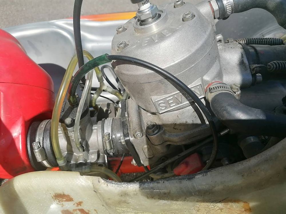 Go-Kart: Kart, Schaltkart, 125ccm, 40PS, Schaltwippen – Usato da Altstätten SG venduto da val_9qyg 1