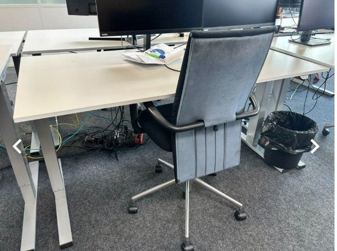 Scrivanie: Height Adjustable Table, Pick up in Zürich – Usato da Roveredo GR venduto da dswiss 1