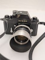 Nikon F Spiegelreflexkamera mit NIKKOR-S Auto 50mm, f1.4