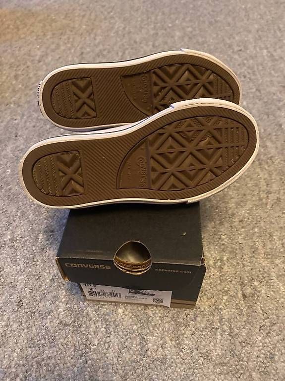 Converse Scarpe da uomo: Basket Converse taille 27 – Usato da La Chaux-de-Fonds venduto da Girardin79 3