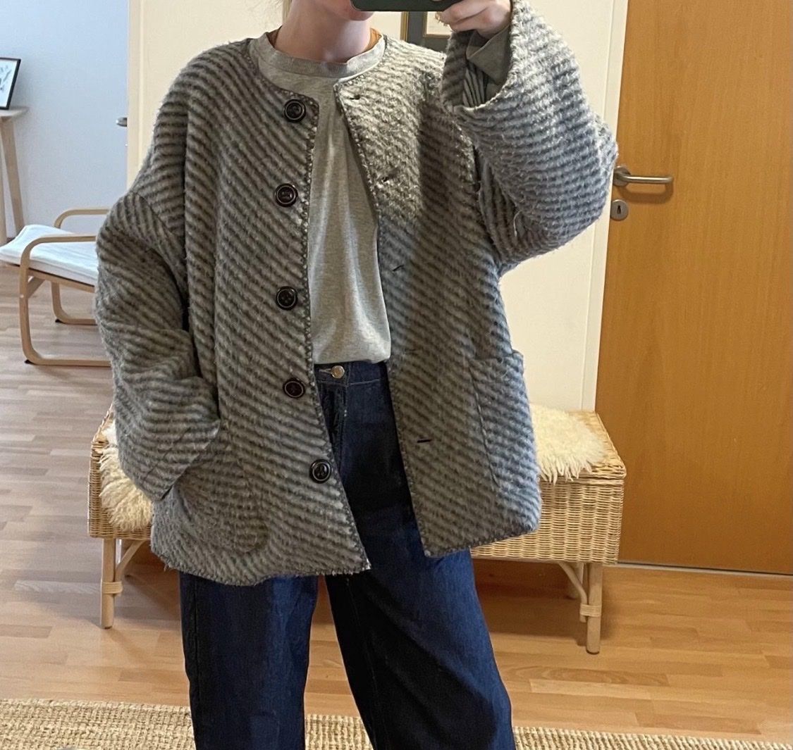 Cappotti: Grau gestreifter Designer Mantel – Usato da Aarau venduto da moosyfox 5
