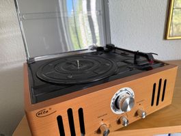 Plattenspieler und AM/FM-Radio elta (Gratis od. Höchstgebot)