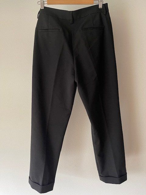 Zara Pantaloni: Elegante ZARA Hose Gr. 38/40 – Usato da Basel venduto da PinkPong 1