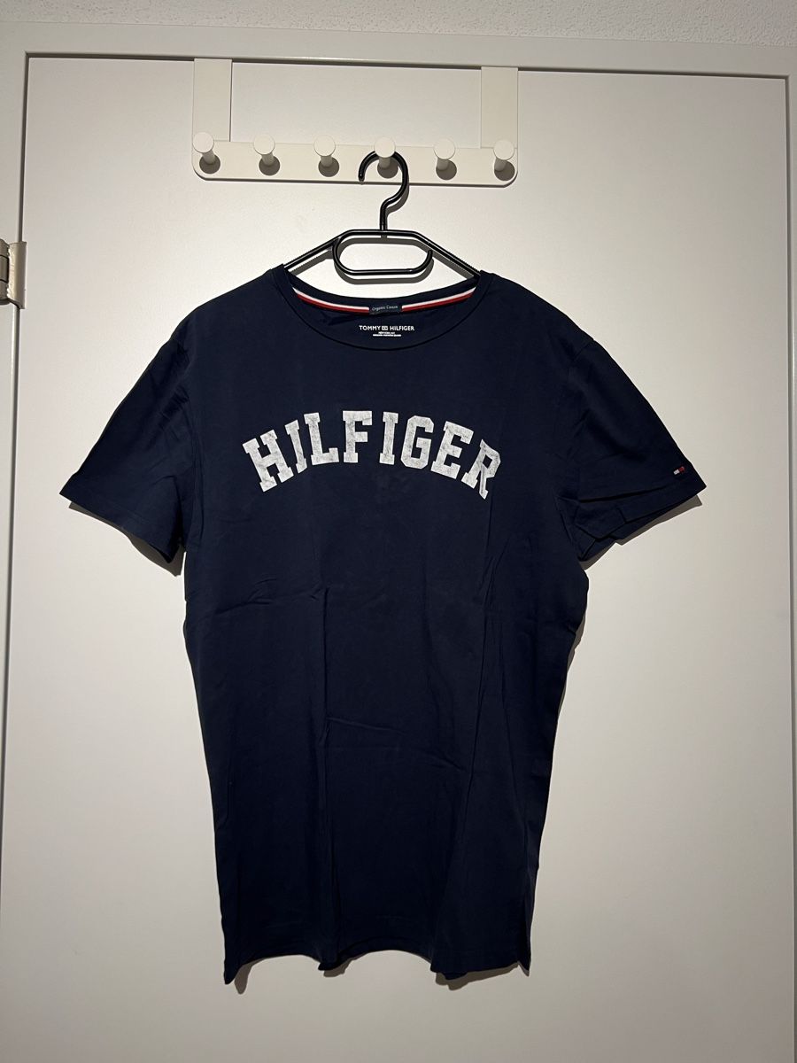 Tommy Hilfiger T-Shirts: Hilfiger T Shirt Gr.L – Neu (gemäss Beschreibung) aus Pfäffikon SZ von pdroth