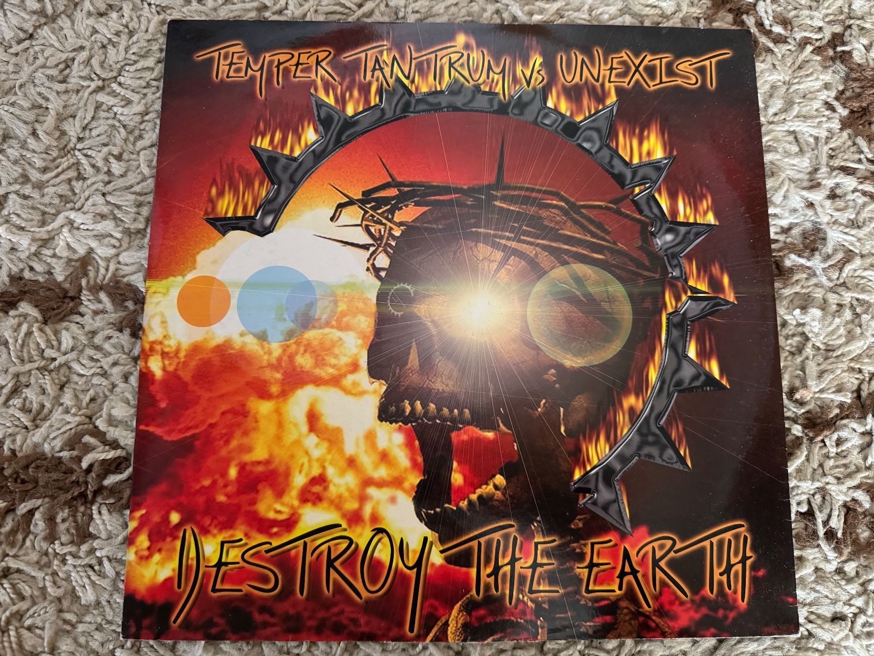 Dischi in vinile: Temper Tantrum Vs Unexist - Hardcore Thunderdome Techno Acid – Usato da Mairengo venduto da Thunderdome-Freak