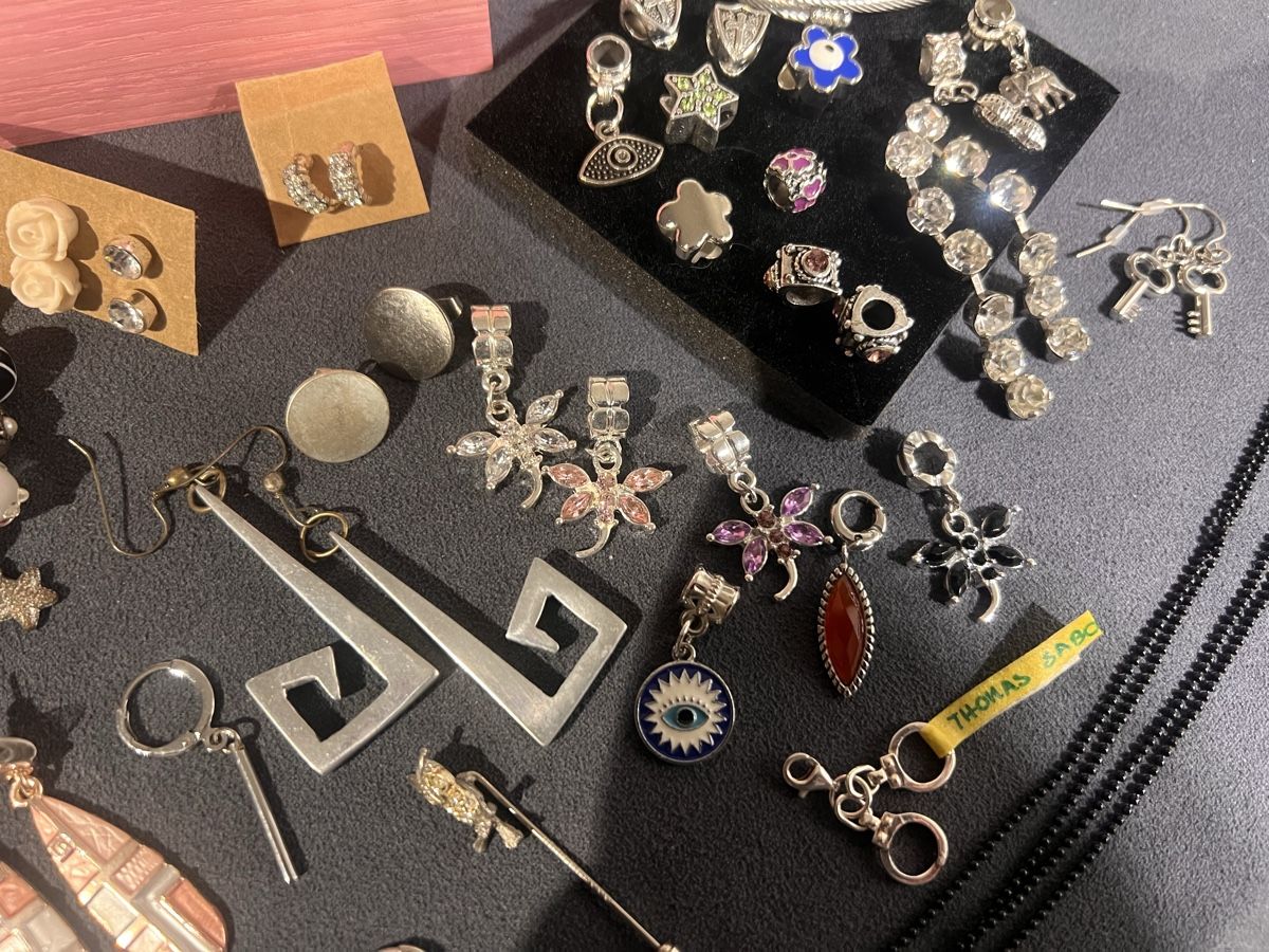 Altri gioielli: Lot de bijoux  – Usato da St-Pierre-Clages venduto da ste_xk6p 2