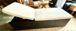 Rattan - Liege mit Bezug