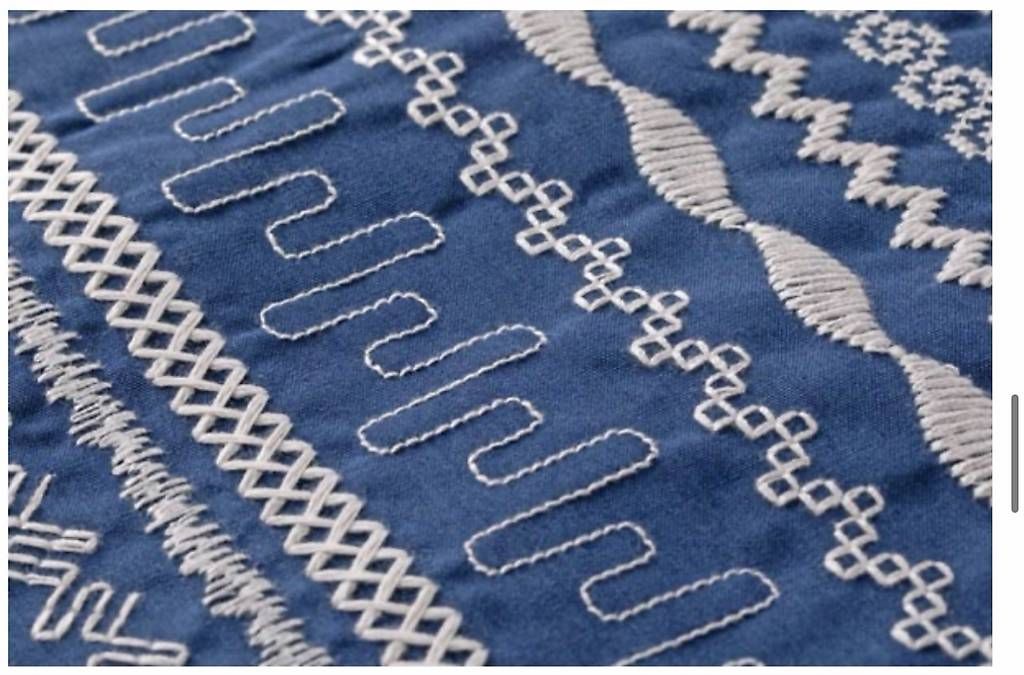 Toutes les machines: quilt expression 720 - Special Edition – Neuf avec emballage d'origine à Chavannes-des-Bois par and_gz9d 3