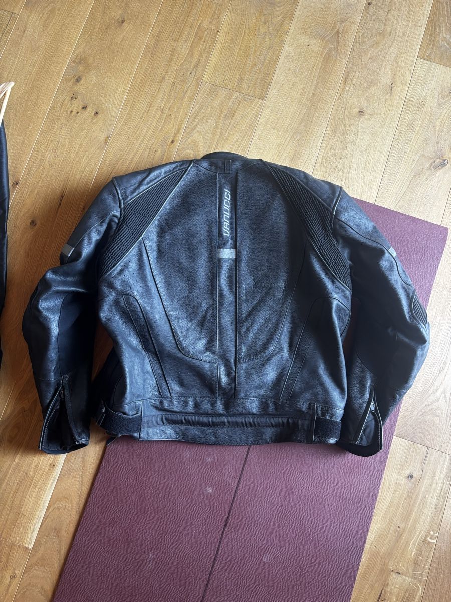 Vanucci Jacken: Vanucci Motorrad jacke – Gebraucht aus Kilchberg BL von DavidM012 2
