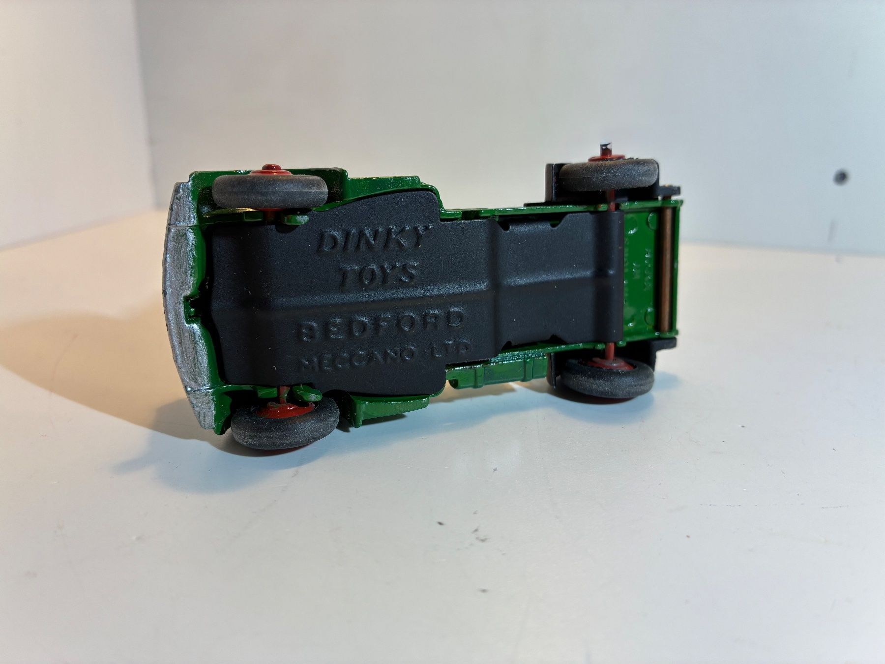 Dinky Toys Modellini d'auto: Dinky Bedford – Usato da Gümmenen venduto da Supererland 5