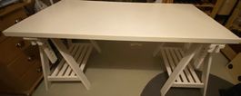 Tisch IKEA weiss (höhenverstellbar)