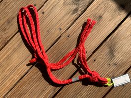 Pony (S) Knotenloses Halfter in Red
