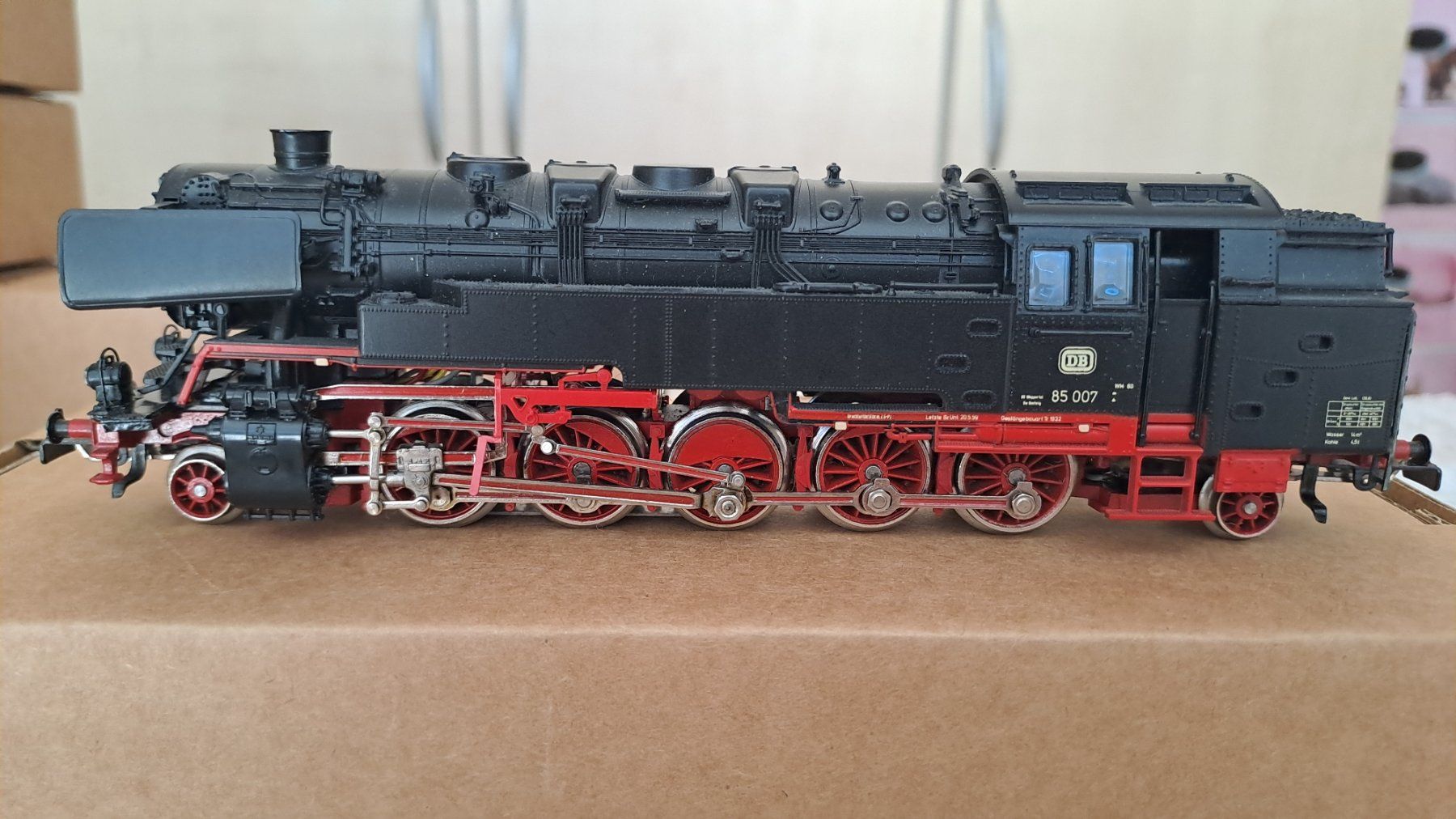 Märklin Modelleisenbahnen: Märklin 3308 DB Dampflok BR 85/37 – Gebraucht aus Winterthur von Riebeli333 1