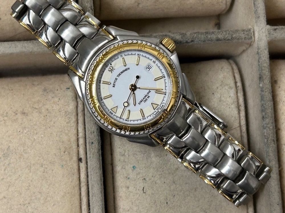 Montre Adec Quartz Femme : Bracelet Acier, élégance Intemporelle, Fonctionne