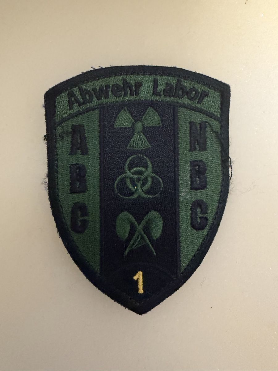 Schweizer Armee Plaketten & Abzeichen: Badge ABC Labor - Schweizer Armee – Neu (gemäss Beschreibung) aus Pregassona von Sangiovese100
