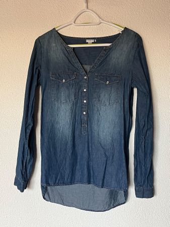 Jeansbluse von Jaqueline de Yong, neuwertig