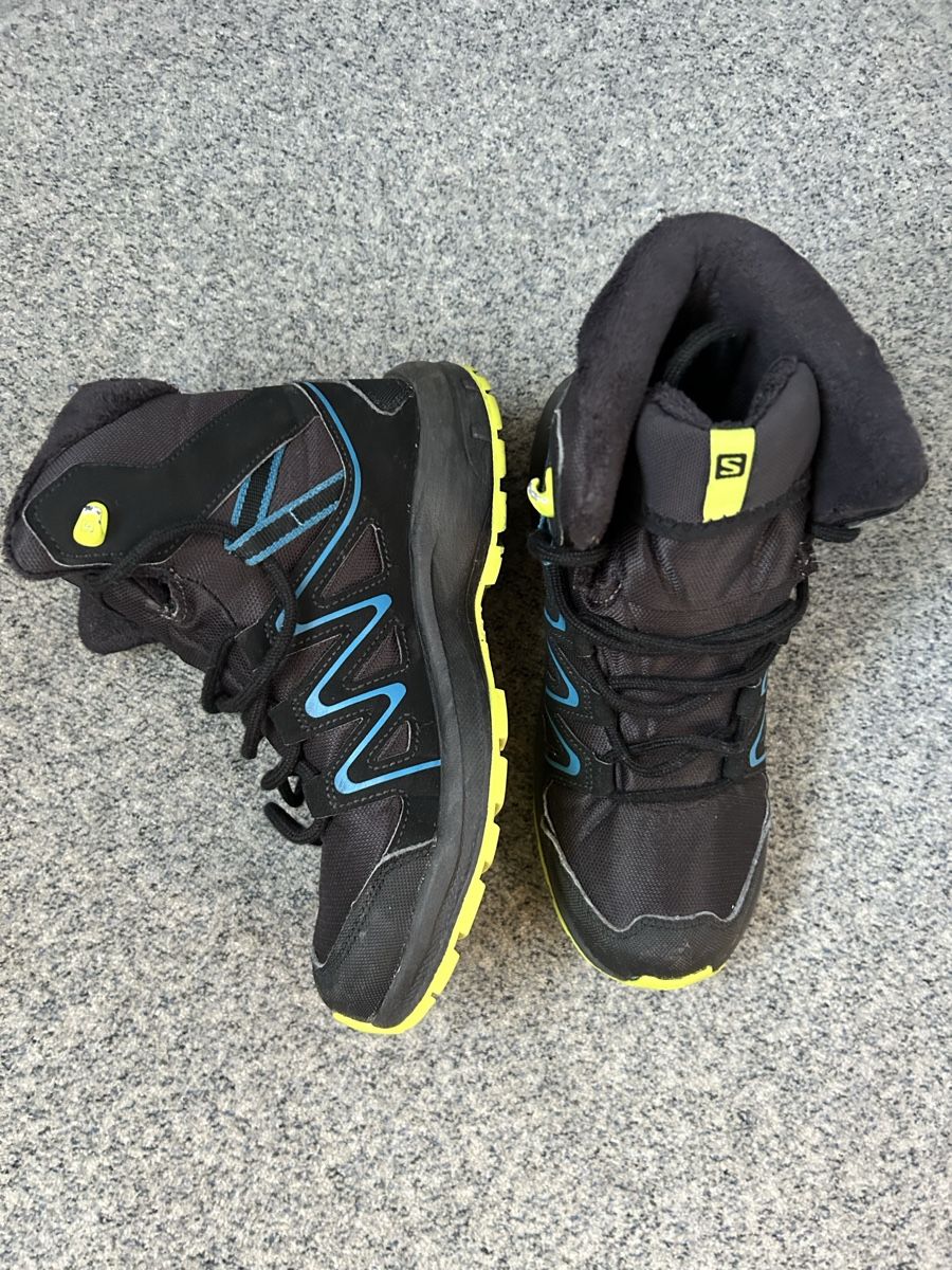 Salomon Chaussures garçon: Salomon Winter Schuhe Gr. 36 – D'occasion à Diepoldsau par Kekoa75