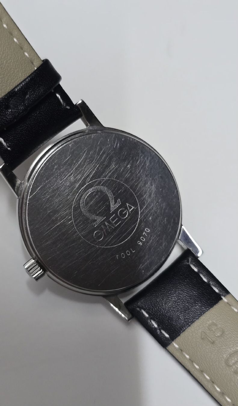 Omega Uhren: Omega Hand-wind Date Cal. 1030 34,8mm – Gebraucht aus Minusio von AGSuhren 7