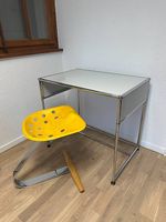 Bureau / Desserte USM Haller en Gris Clair // Ref. AY0432