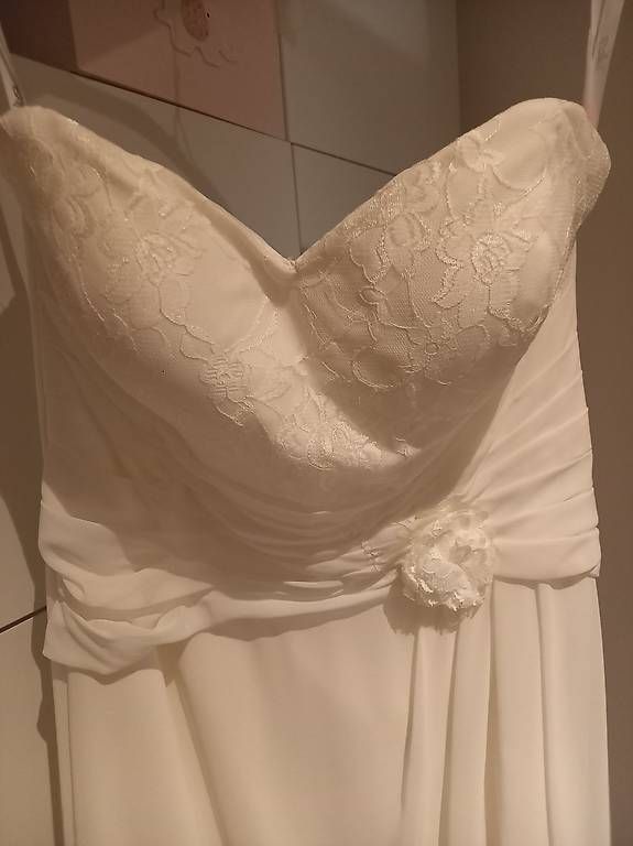 Vestiti: Schlichtes Hochzeitskleid elegant Schwangerschaft – Usato da Schwarzenburg venduto da Franzyska 2