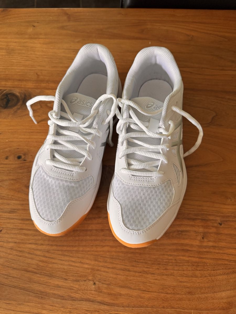 Asics Scarpe da donna: ASICS Hallenschuhe Grösse 39 – Nuovo (secondo la descrizione) da Mörigen venduto da 1818 1