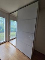 Ikea PAX Kleiderschrank mit Schiebetüren 200x66x238 cm